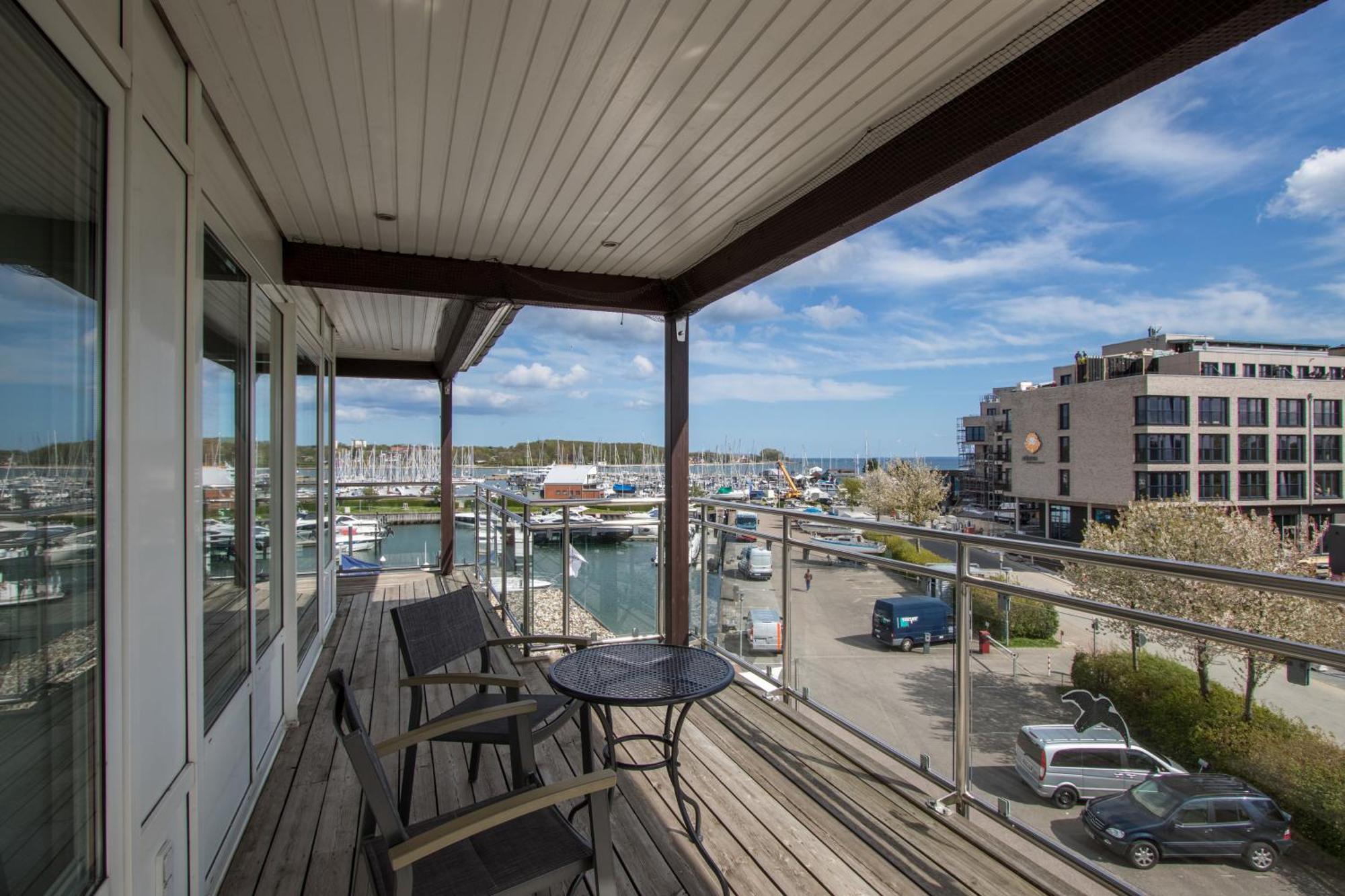 Апартаменты Ancora Marina Haus 2 Penthouse Нойштадт  Экстерьер фото